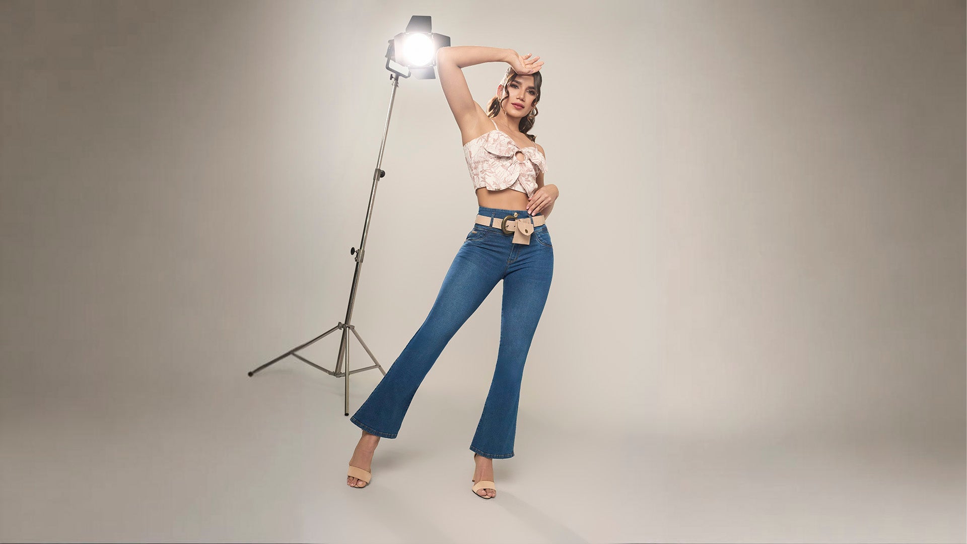 JEANS BOTA CAMPANA