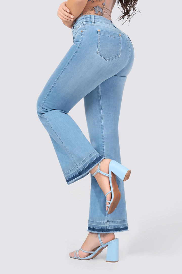 PANTALÓN BOTA RECTA AZUL CLARO 7105