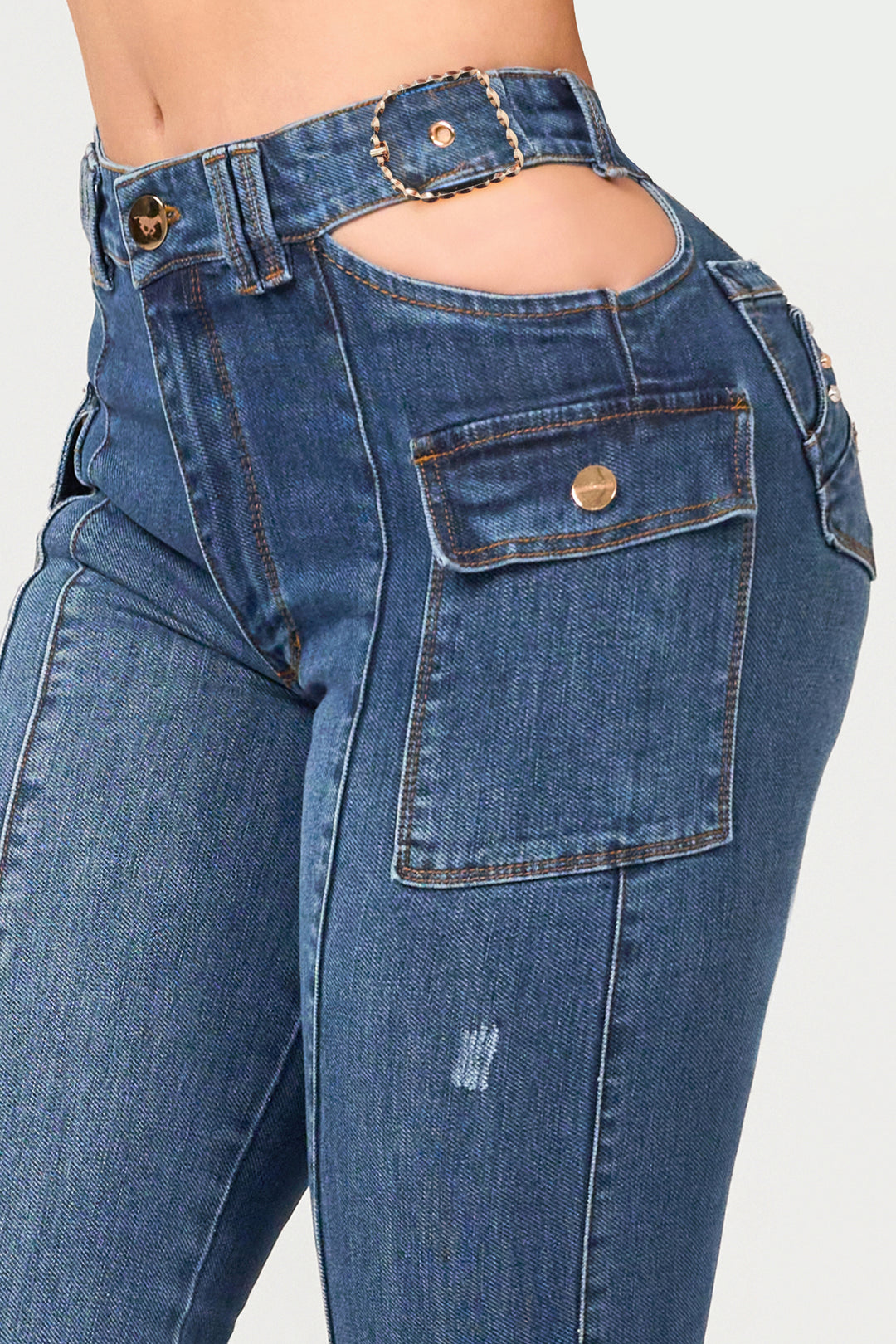 PANTALÓN LEVANTA COLA 6881