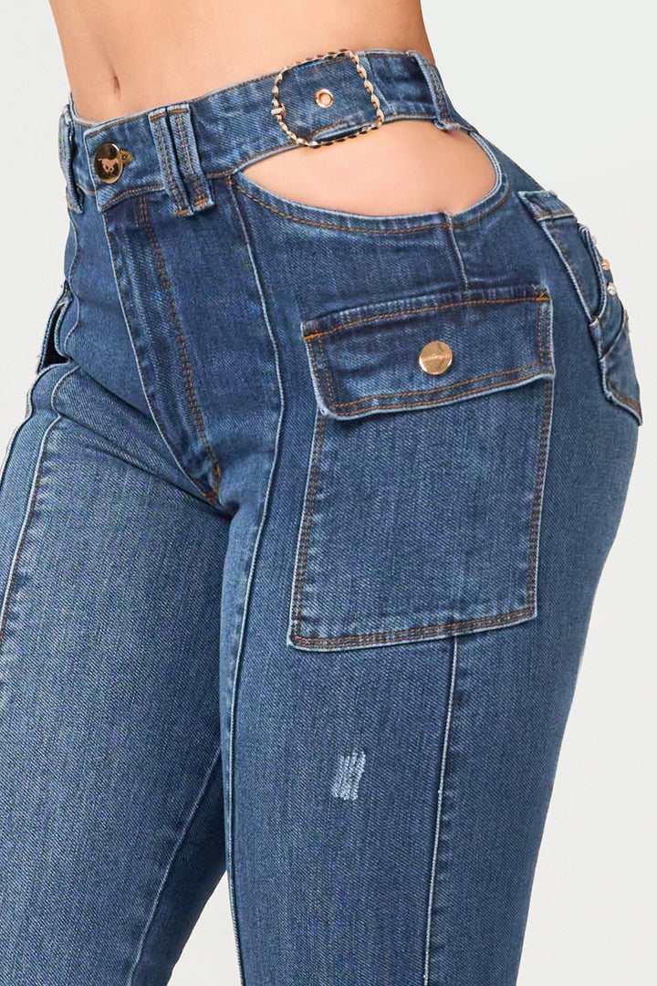 PANTALÓN LEVANTA COLA 6881