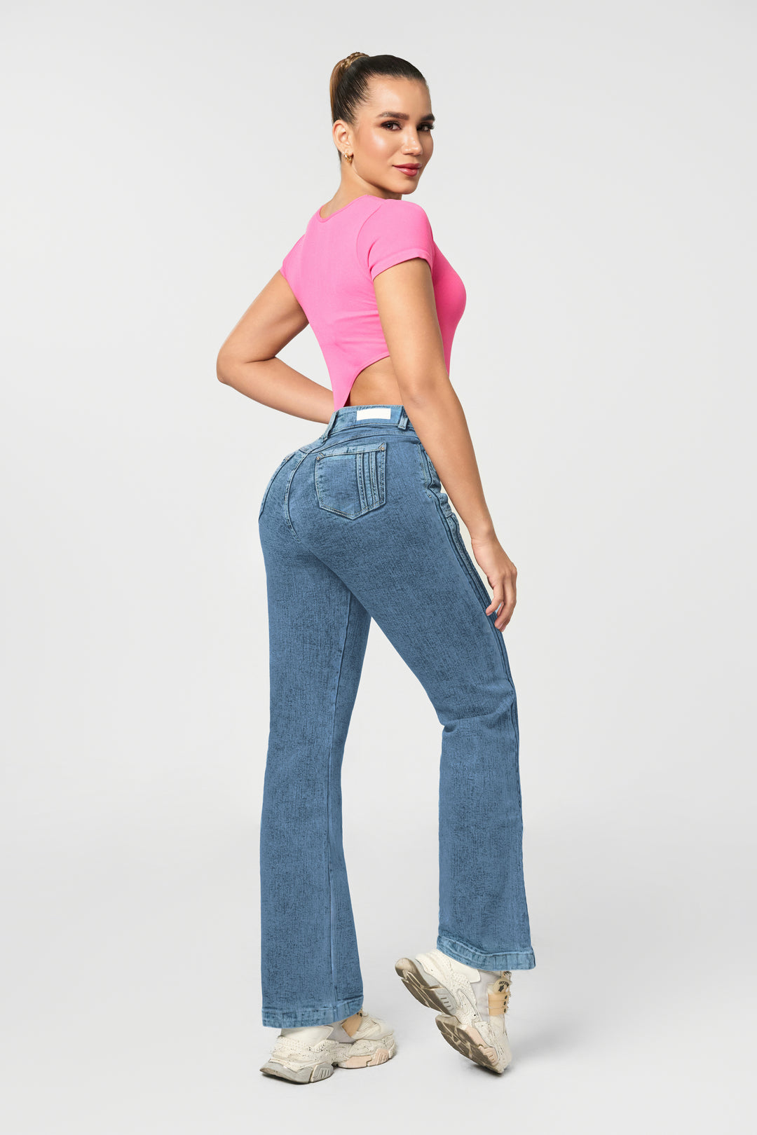 PANTALÓN BOTA RECTA 6869