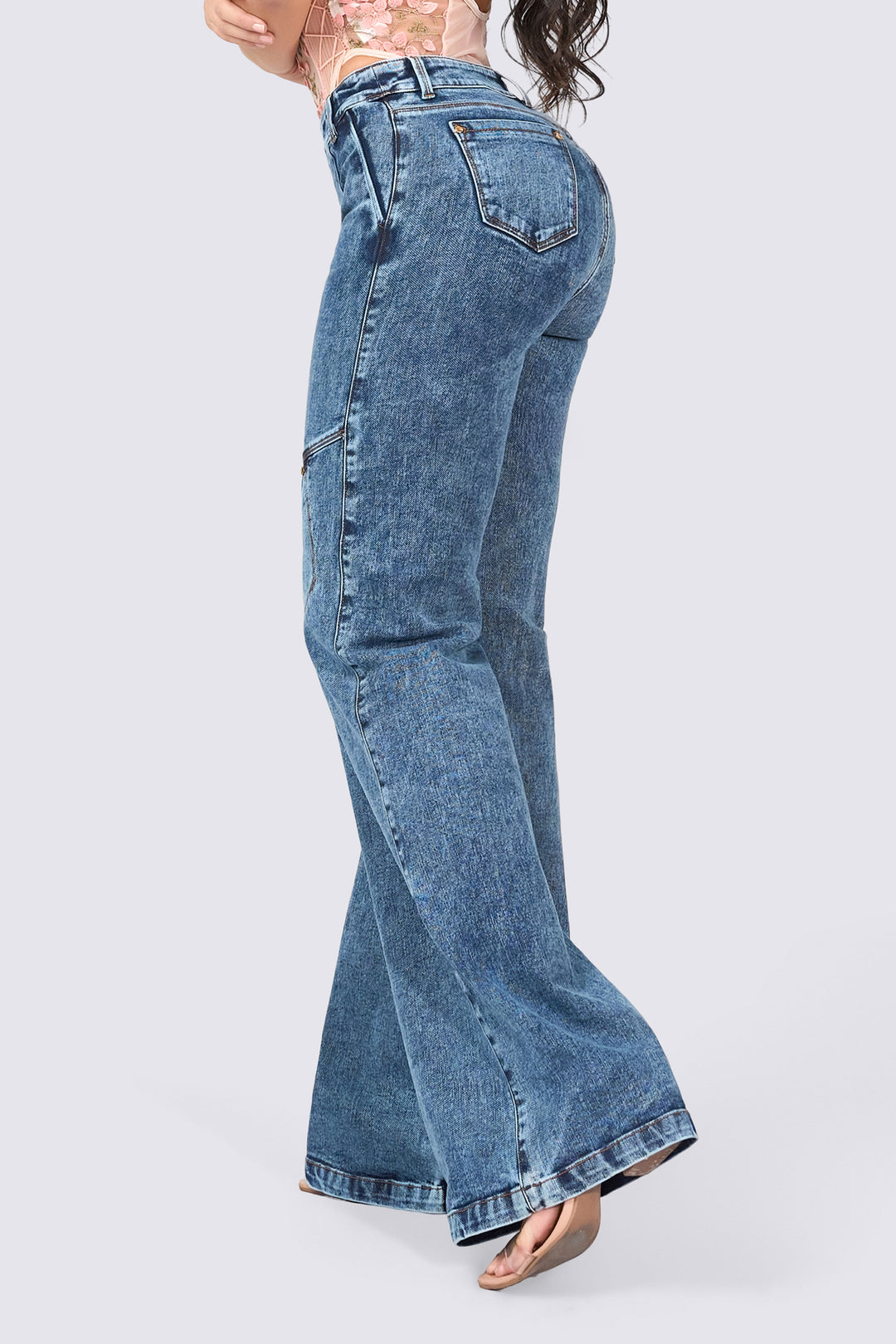 JEAN WIDE LEG BOLSILLOS FRONTALES 7084-N