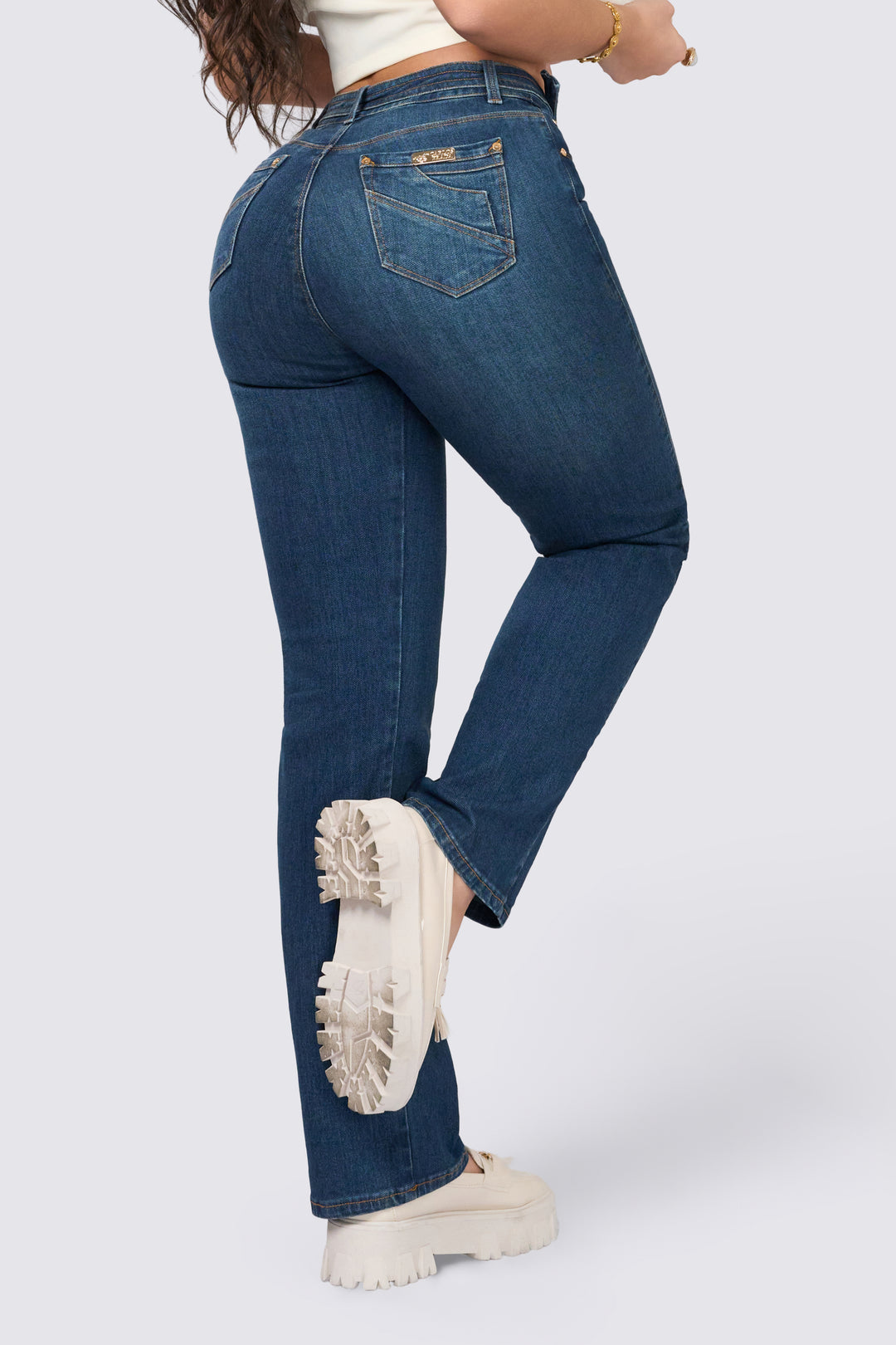 PANTALÓN BOTA RECTA 7047