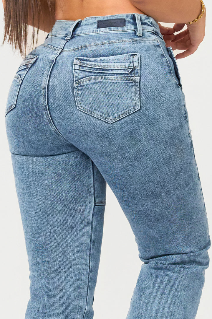 PANTALÓN BOTA RECTA 6880