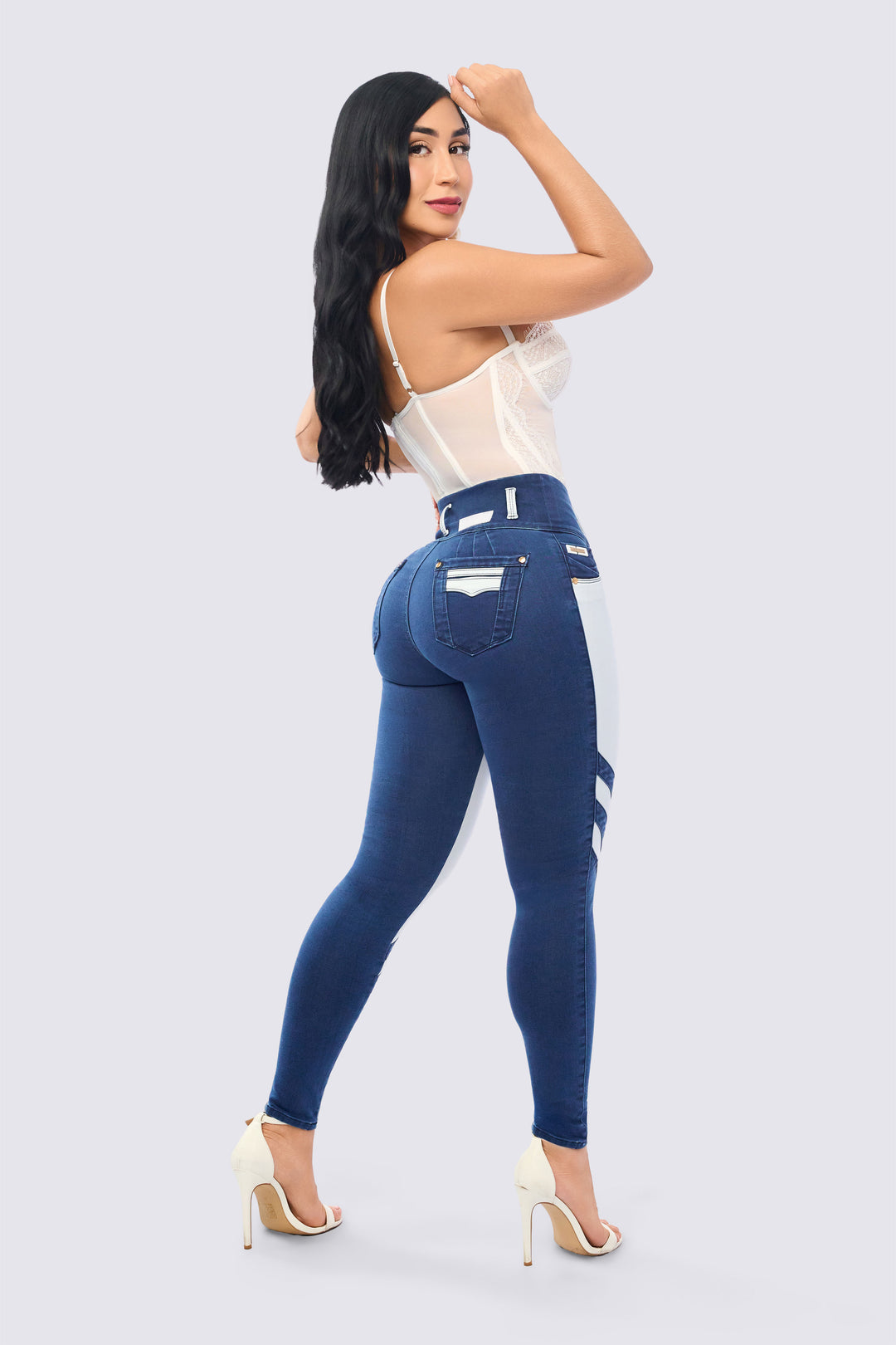 SKINNY JEAN COMBINADO DEFINE LA SILUETA 7109