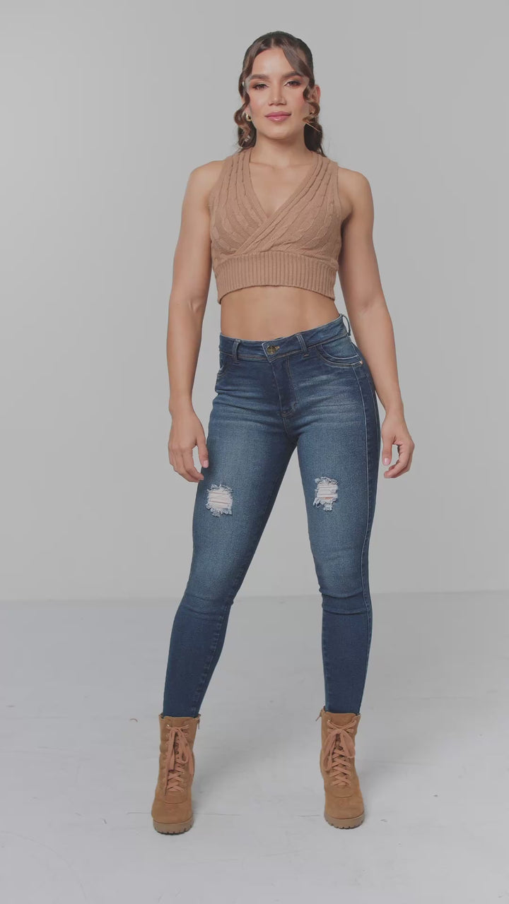 JEANS LEVANTA COLA 6866